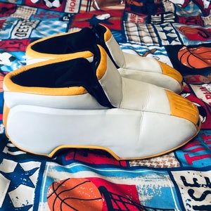 Kobe 2 adidas basketball shoe